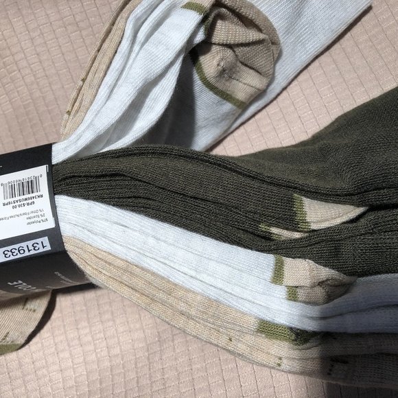 Kenneth Cole Men 6-pair assorted socks - Picture 1 of 5